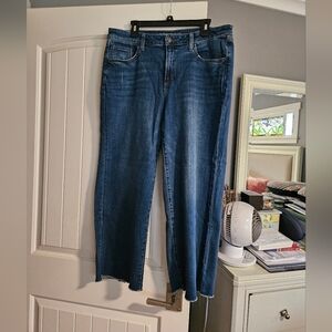 Chico’s High Rise Straight Jeans Size 16P Petite Raw Hem Blue Denim